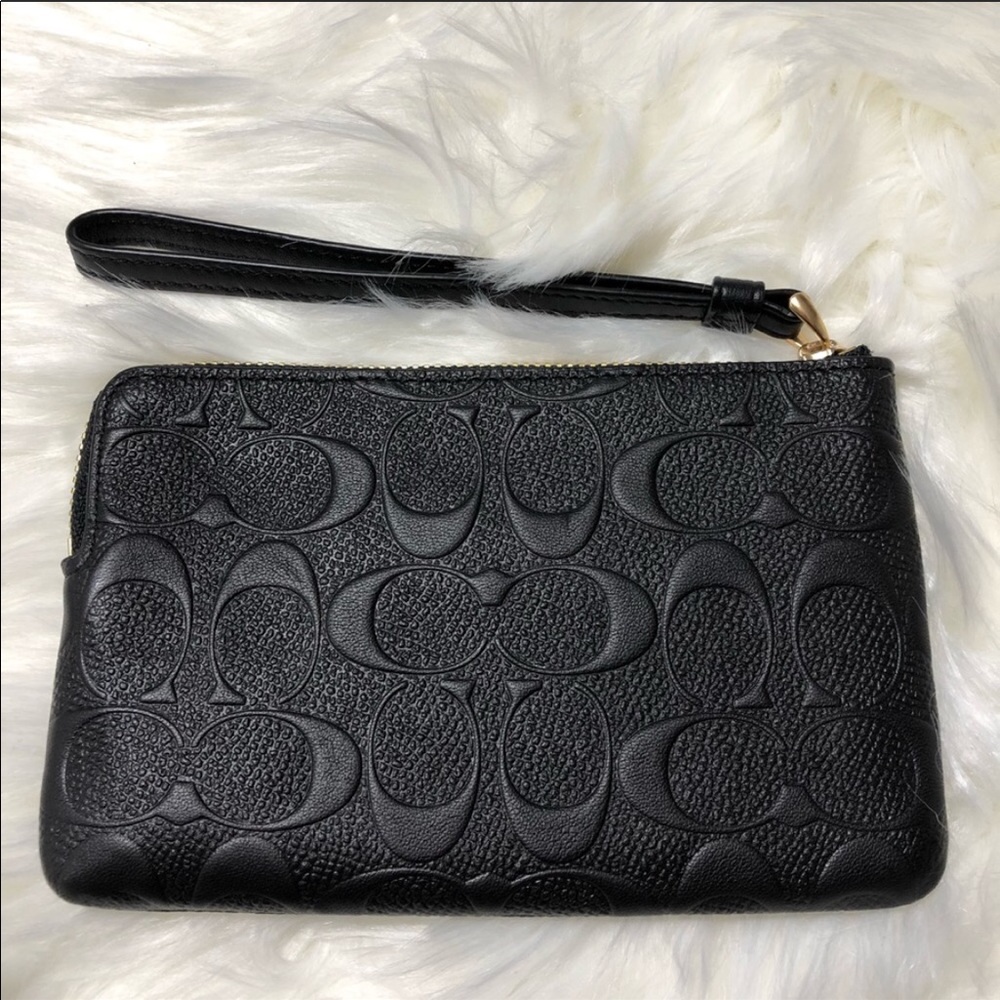 NWT Black Embossed Coach Wristlet - Picture 4 of 6